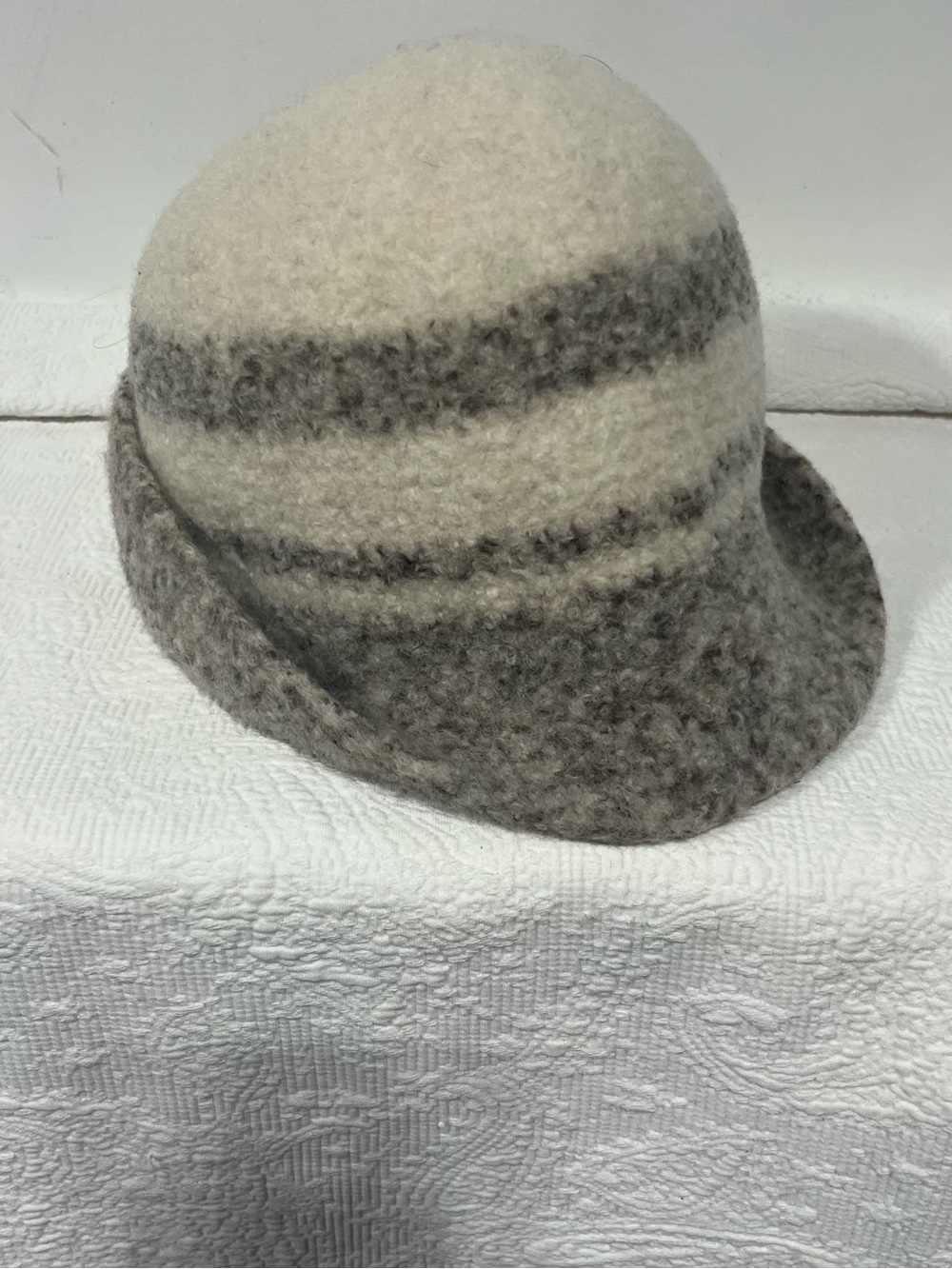 Wool Blend Cloche Bucket Hat in Cream and Gray